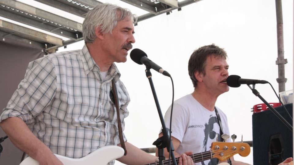 4WheelDrive optreden Klinkeren Appingedam 2012 Rene Boelo Closeup